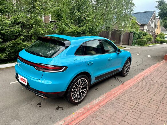 2021 Porsche Macan I Рестайлинг, голубой, 6000000 рублей - вид 3