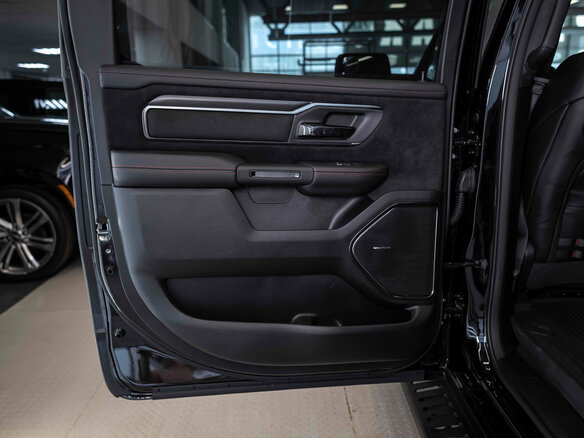 2026 Ram 1500 RHO V Рестайлинг, чёрный, 11495999 рублей - вид 16