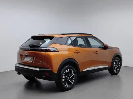 2022 Peugeot 2008 II, белый, 1280000 рублей, вид 3