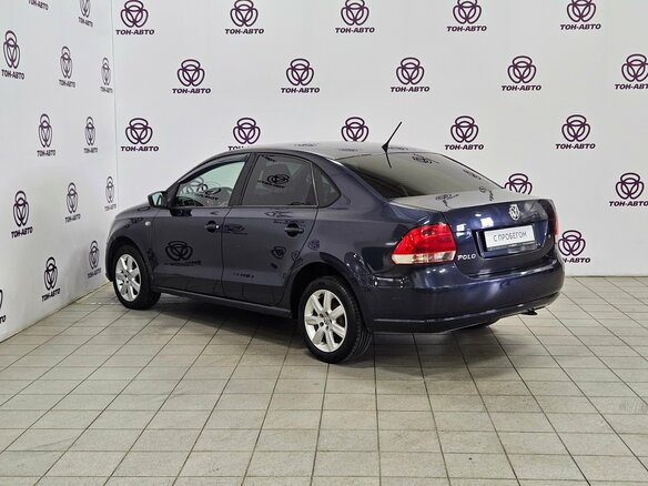 2013 Volkswagen Polo V, синий, 575000 рублей - вид 6