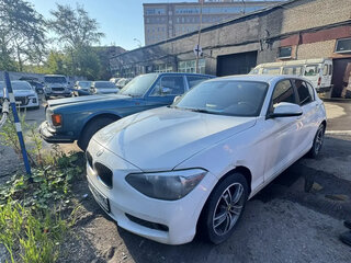 2012 BMW 1 серии 116i II (F20/F21), белый, 840000 рублей, вид 1