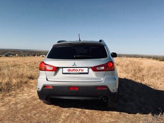 2012 Mitsubishi ASX I, серебристый, 800000 рублей, вид 4