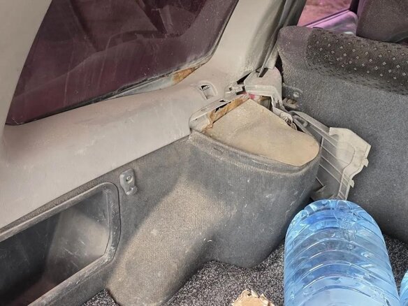 2001 Subaru Forester I Рестайлинг, серебристый - вид 10