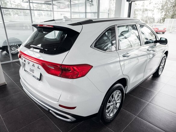 2026 Haval M6 II, белый - вид 4