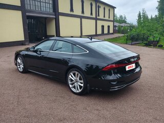 2021 Audi A7 55 TFSI II (4K), чёрный, 6799000 рублей, вид 4