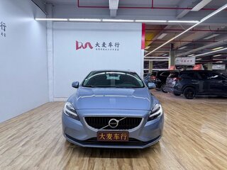 2019 Volvo V40 II Рестайлинг, голубой, 1040000 рублей, вид 2