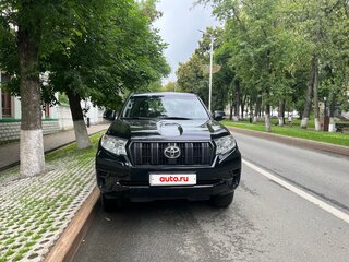 2018 Toyota Land Cruiser Prado 150 Series Рестайлинг 2, чёрный, 4490000 рублей, вид 3