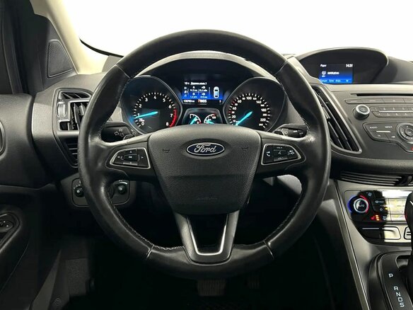 2018 Ford Kuga II Рестайлинг, коричневый, 1670000 рублей - вид 16