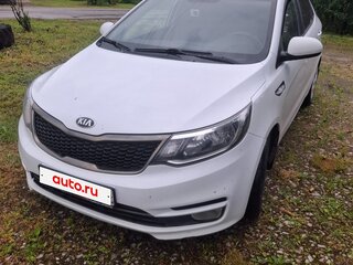 2016 Kia Rio III Рестайлинг, белый, 1130000 рублей, вид 2