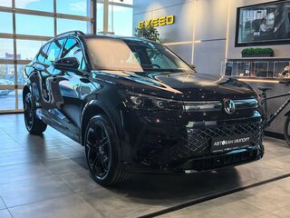 2026 Volkswagen Tiguan L Pro III (China Market), чёрный, 4849000 рублей, вид 4