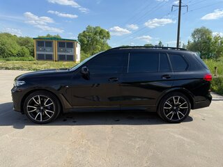 2021 BMW X7 30d I (G07), чёрный, 6700000 рублей, вид 4