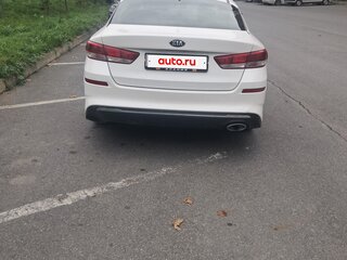 2018 Kia Optima IV Рестайлинг, белый, 800000 рублей, вид 4