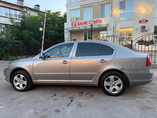 2013 Skoda Octavia II (A5) Рестайлинг, бежевый, 600000 рублей, вид 4