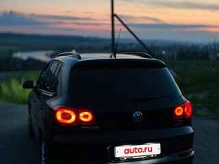 2011 Volkswagen Tiguan I, чёрный, 850000 рублей, вид 5