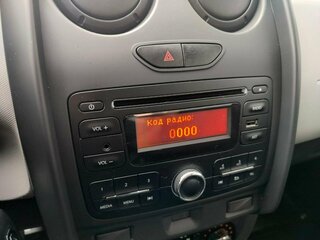 2017 Renault Duster I Рестайлинг, белый, 1026574 рублей, вид 3