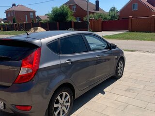 2011 Hyundai Solaris I, серый, 469000 рублей, вид 4