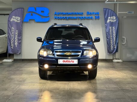 2017 Chevrolet Niva I Рестайлинг, синий, 789000 рублей, вид 3