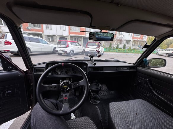 2008 Lada (ВАЗ) 2105, пурпурный - вид 8