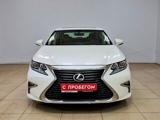 2016 Lexus ES 200 VI Рестайлинг, белый, 2650000 рублей, вид 2