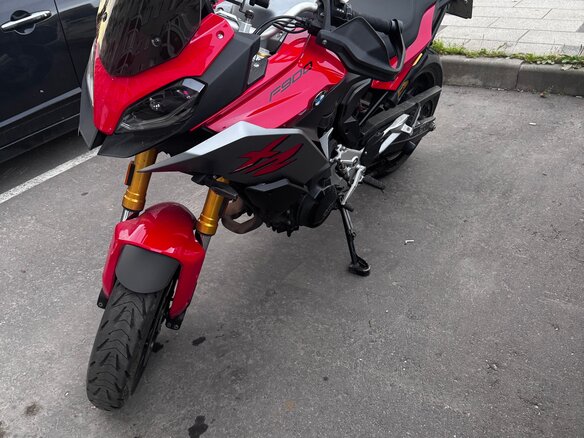 2021 BMW F 900 XR, красный, 950000 рублей - вид 1