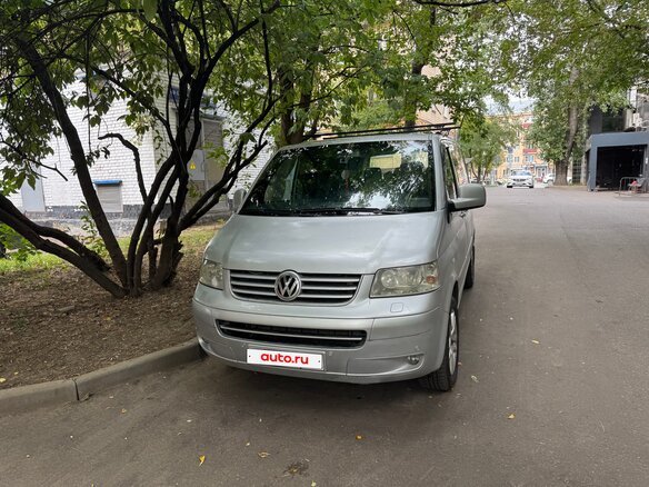 2004 Volkswagen Multivan T5, серебристый, 1210000 рублей