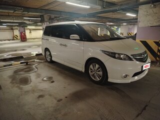 2006 Honda Elysion I, белый, 1150000 рублей, вид 5
