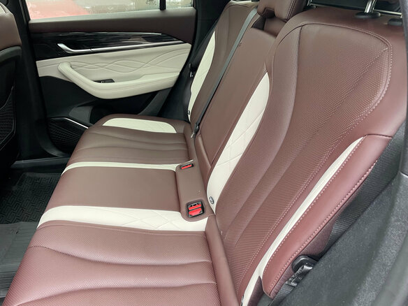 2023 Geely Monjaro I, серый, 2799000 рублей - вид 15