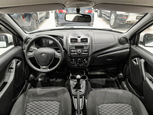 2024 Lada (ВАЗ) Granta I Рестайлинг, белый, 650000 рублей - вид 13