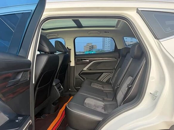 2023 Haval H6 II Рестайлинг, белый, 1200000 рублей - вид 12