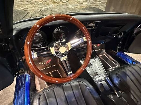 1969 Chevrolet Corvette C3, чёрный, 12700000 рублей - вид 17