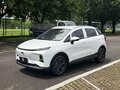 2023 Geely Geometry E 39.4 kWh, белый, 999333 рублей