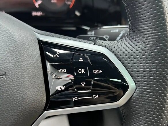 2022 Volkswagen Golf VIII, серый - вид 15