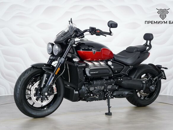 2025 Triumph Rocket 3, чёрный, 2877000 рублей - вид 2