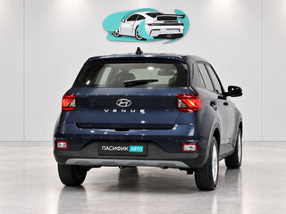 2022 Hyundai Venue I, синий, 1656500 рублей, вид 4