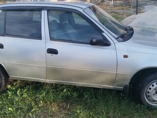 2005 Daewoo Nexia I, серебристый, 160000 рублей, вид 2