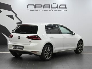 2014 Volkswagen Golf VII, белый, 1199900 рублей, вид 3