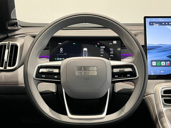 2026 Geely Galaxy M7, белый - вид 14