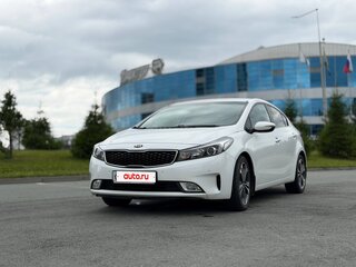 2018 Kia Cerato III Рестайлинг (Classic), белый, 1700000 рублей, вид 2