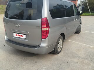 2011 Hyundai Grand Starex I, серый, 1600000 рублей, вид 4