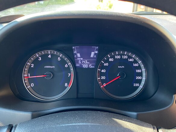 2011 Hyundai Solaris I, серый - вид 6