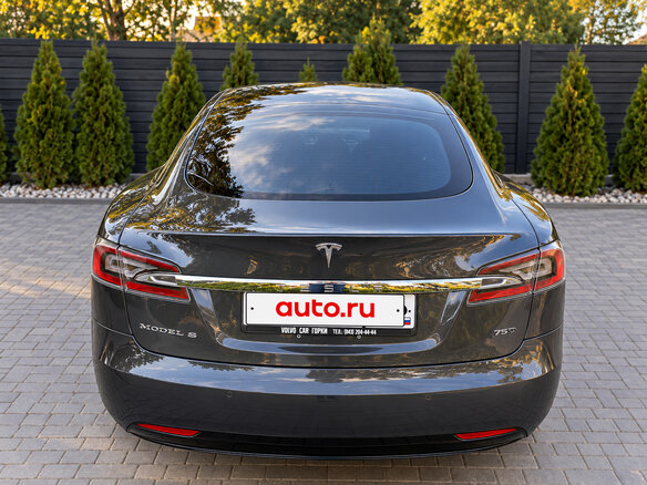 2018 Tesla Model S 75D I Рестайлинг, серый, 3180000 рублей - вид 3
