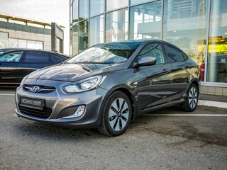 2011 Hyundai Solaris I, серый, 888000 рублей, вид 3