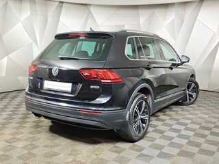 2018 Volkswagen Tiguan II, чёрный, 2099000 рублей, вид 2