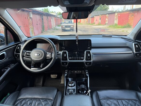 2020 Kia Sorento IV, чёрный, 2680000 рублей - вид 7