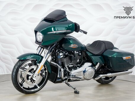 2024 Harley-Davidson Street Glide, зелёный, 2977000 рублей, вид 3