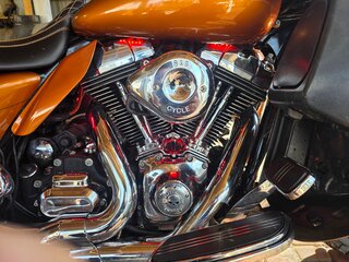 2015 Harley-Davidson Road Glide, золотистый, 1300000 рублей, вид 4