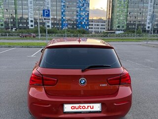 2017 BMW 1 серии 118i II (F20/F21) Рестайлинг, оранжевый, 1700000 рублей, вид 4