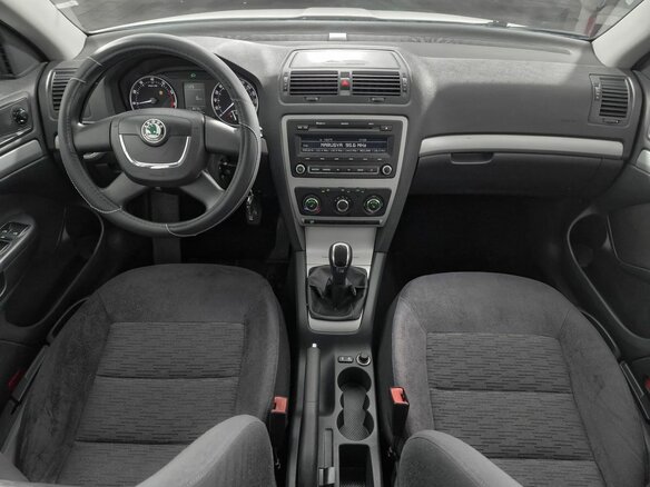 2013 Skoda Octavia II (A5) Рестайлинг, белый, 859000 рублей - вид 13