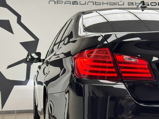2013 BMW 5 серии 520i VI (F10/F11/F07) Рестайлинг, чёрный, 2070000 рублей, вид 5