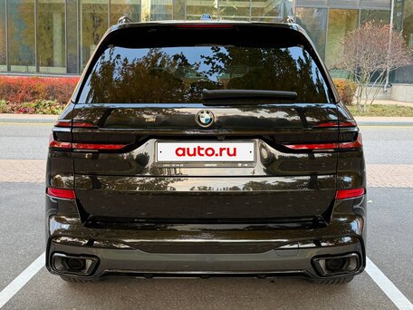 2024 BMW X7 40d I (G07) Рестайлинг, чёрный, 13500000 рублей, вид 4
